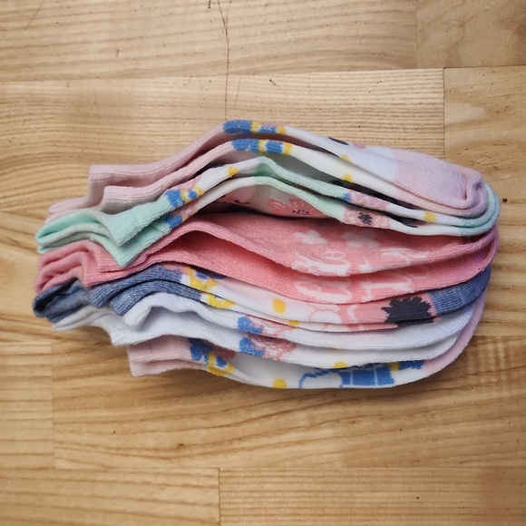 Hello Kitty Socks - Picture 2 of 2